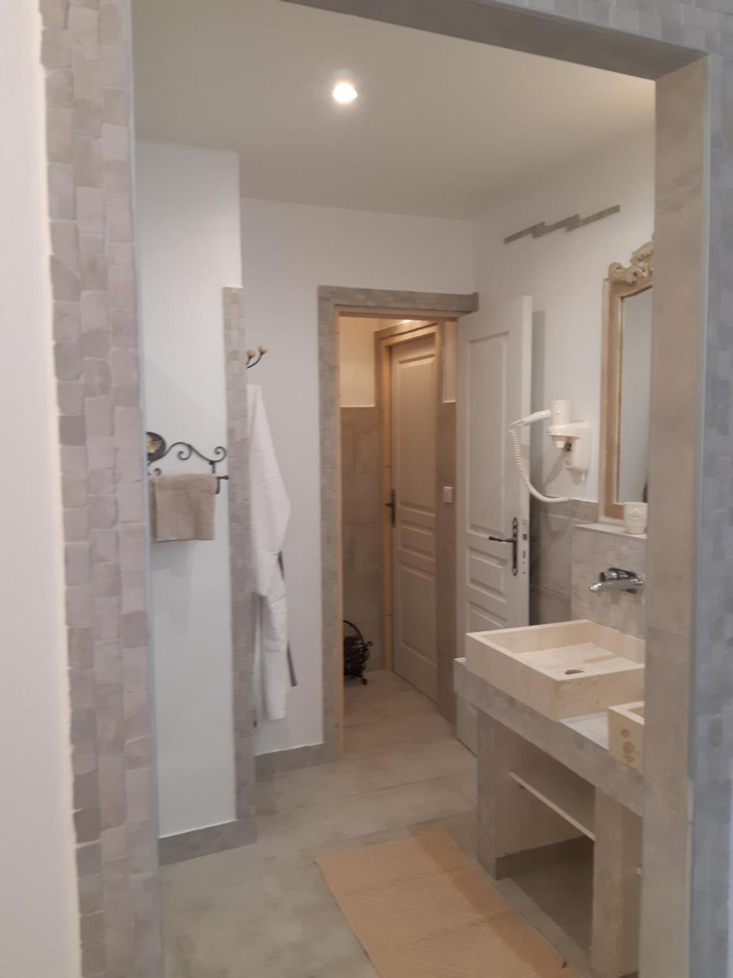 Les Chambres Manon - Piscine, Spa, Tennis Belcodene Quarto foto